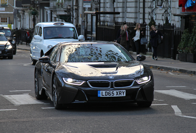 BMW i8