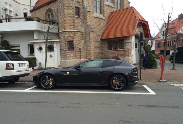 Ferrari FF