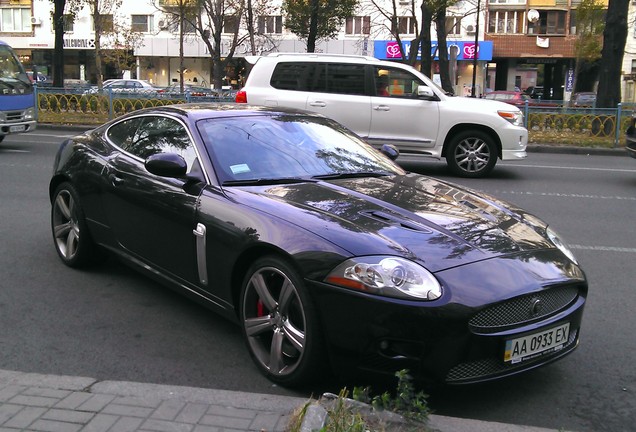 Jaguar XKR Portfolio