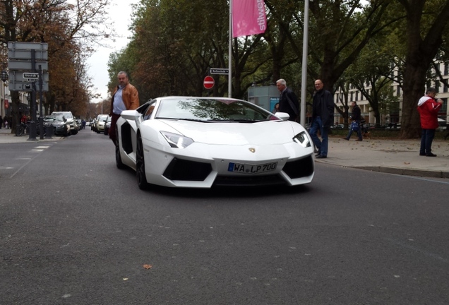 Lamborghini Aventador LP700-4