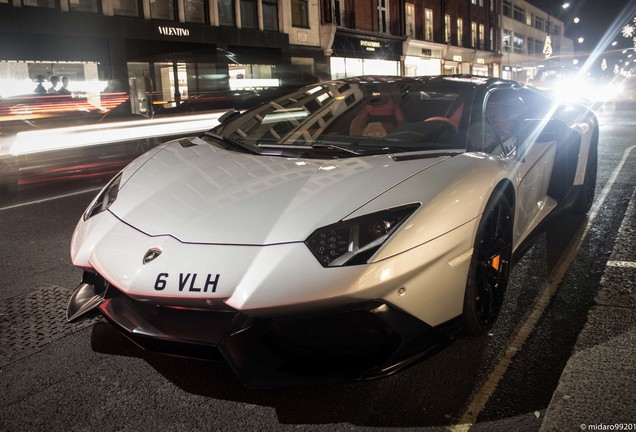 Lamborghini Aventador LP720-4 Roadster 50° Anniversario