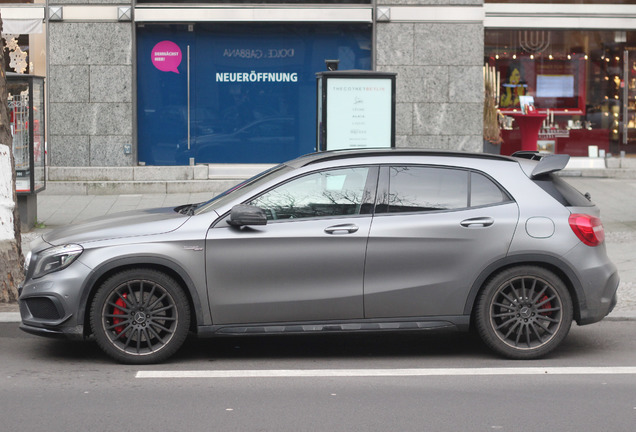 Mercedes-Benz GLA 45 AMG X156