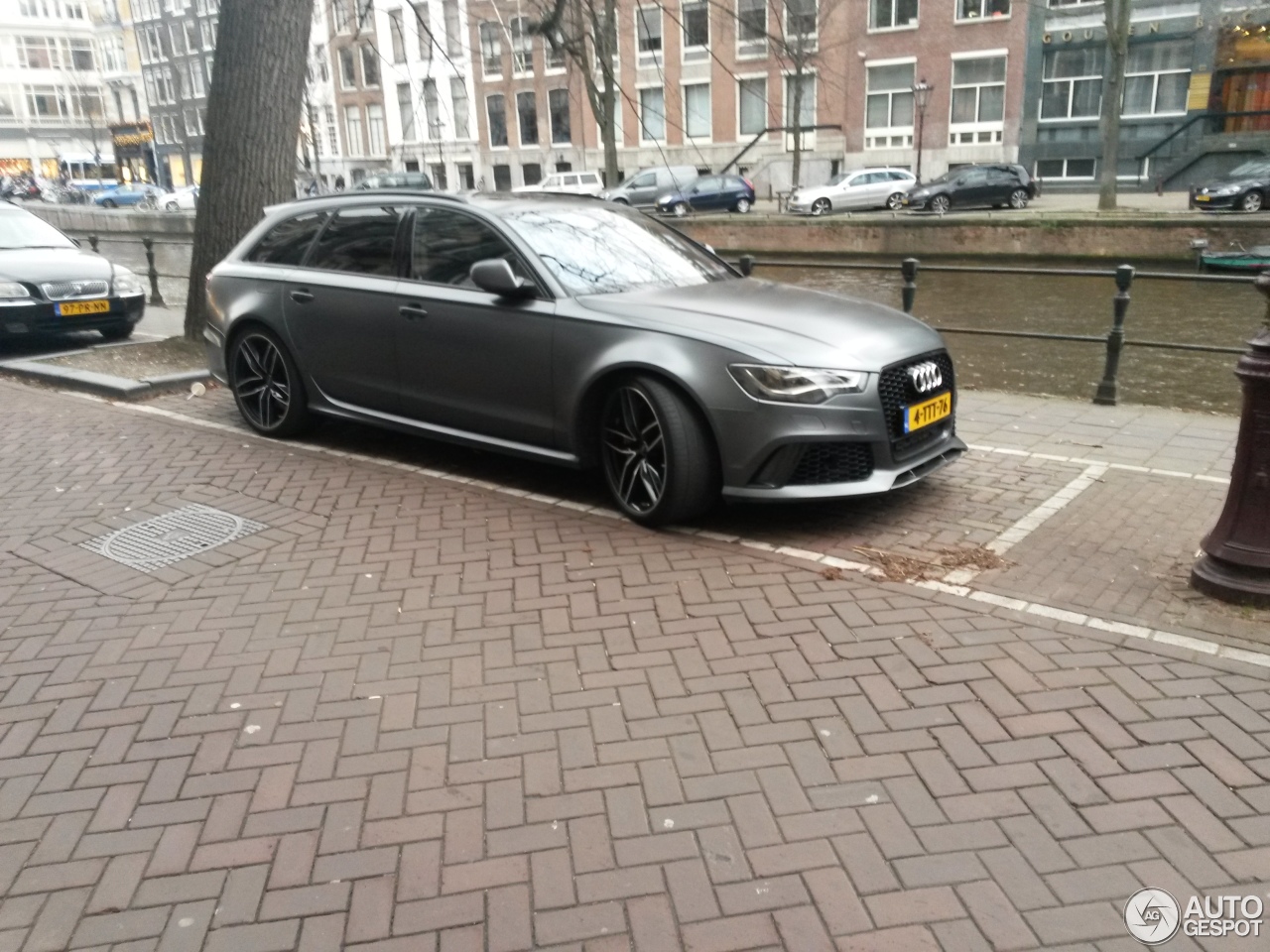 Audi RS6 Avant C7