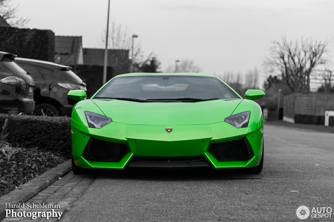 Lamborghini Aventador LP700-4