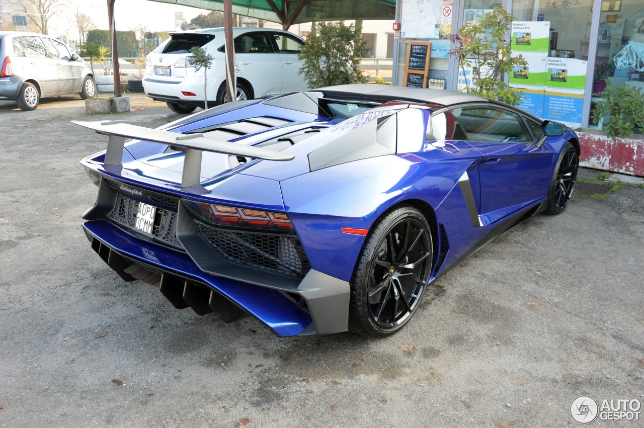 Lamborghini Aventador LP750-4 SuperVeloce Roadster