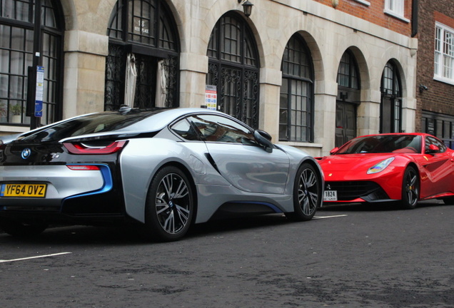 BMW i8