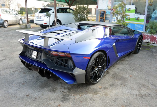 Lamborghini Aventador LP750-4 SuperVeloce Roadster