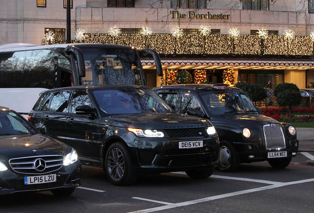 Land Rover Range Rover Sport SVR