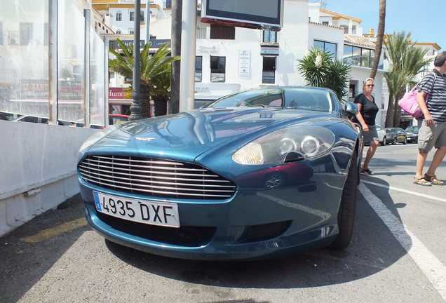 Aston Martin DB9 Volante