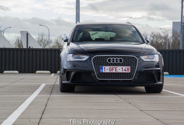 Audi RS4 Avant B8