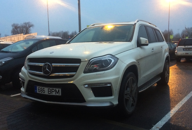 Mercedes-Benz GL 63 AMG X166