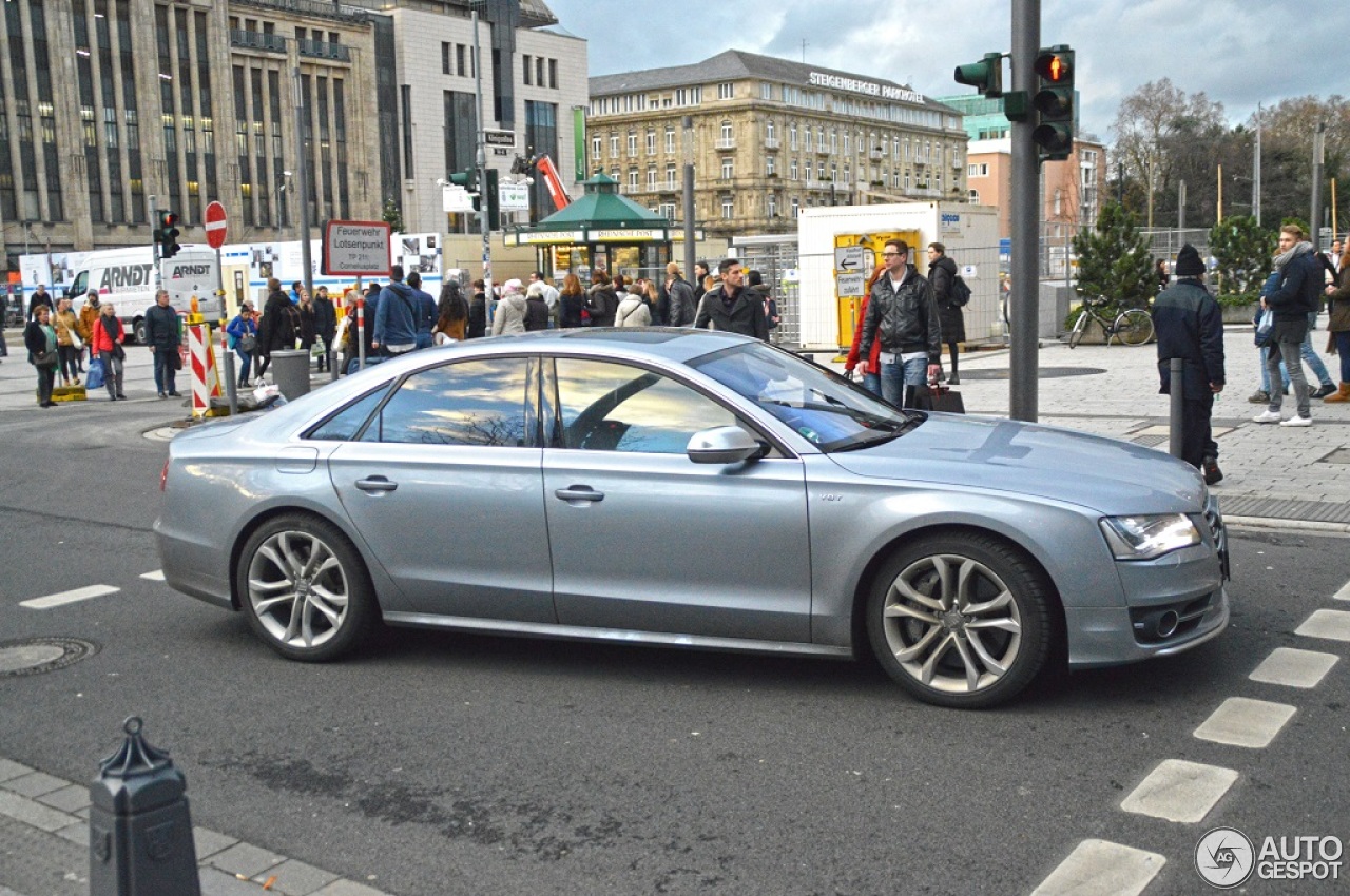 Audi S8 D4