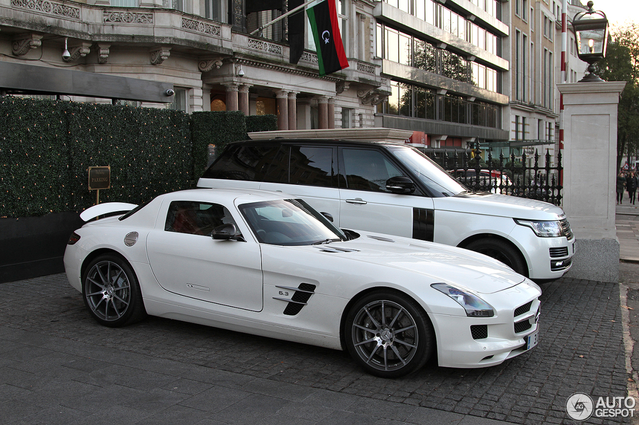 Mercedes-Benz SLS AMG