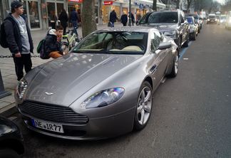 Aston Martin V8 Vantage