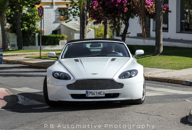 Aston Martin V8 Vantage Roadster