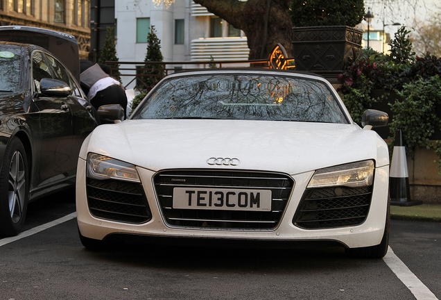 Audi R8 V10 Spyder 2013