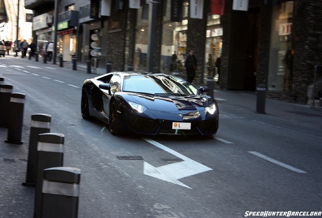 Lamborghini Aventador LP700-4 Roadster