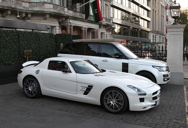 Mercedes-Benz SLS AMG