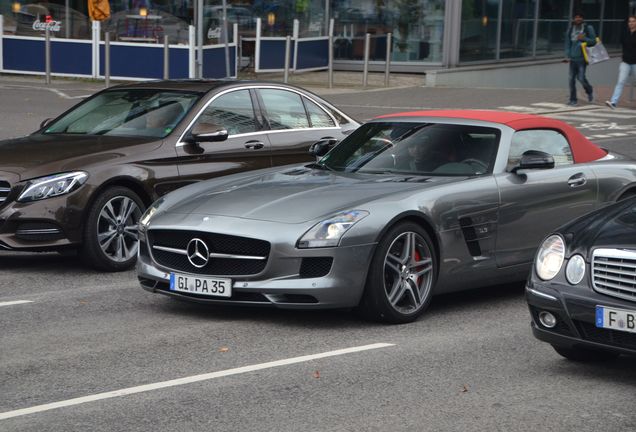 Mercedes-Benz SLS AMG GT Roadster