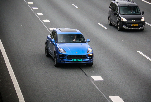 Porsche 95B Macan Turbo