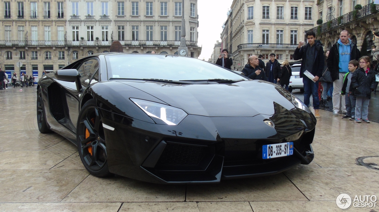 Lamborghini Aventador LP700-4