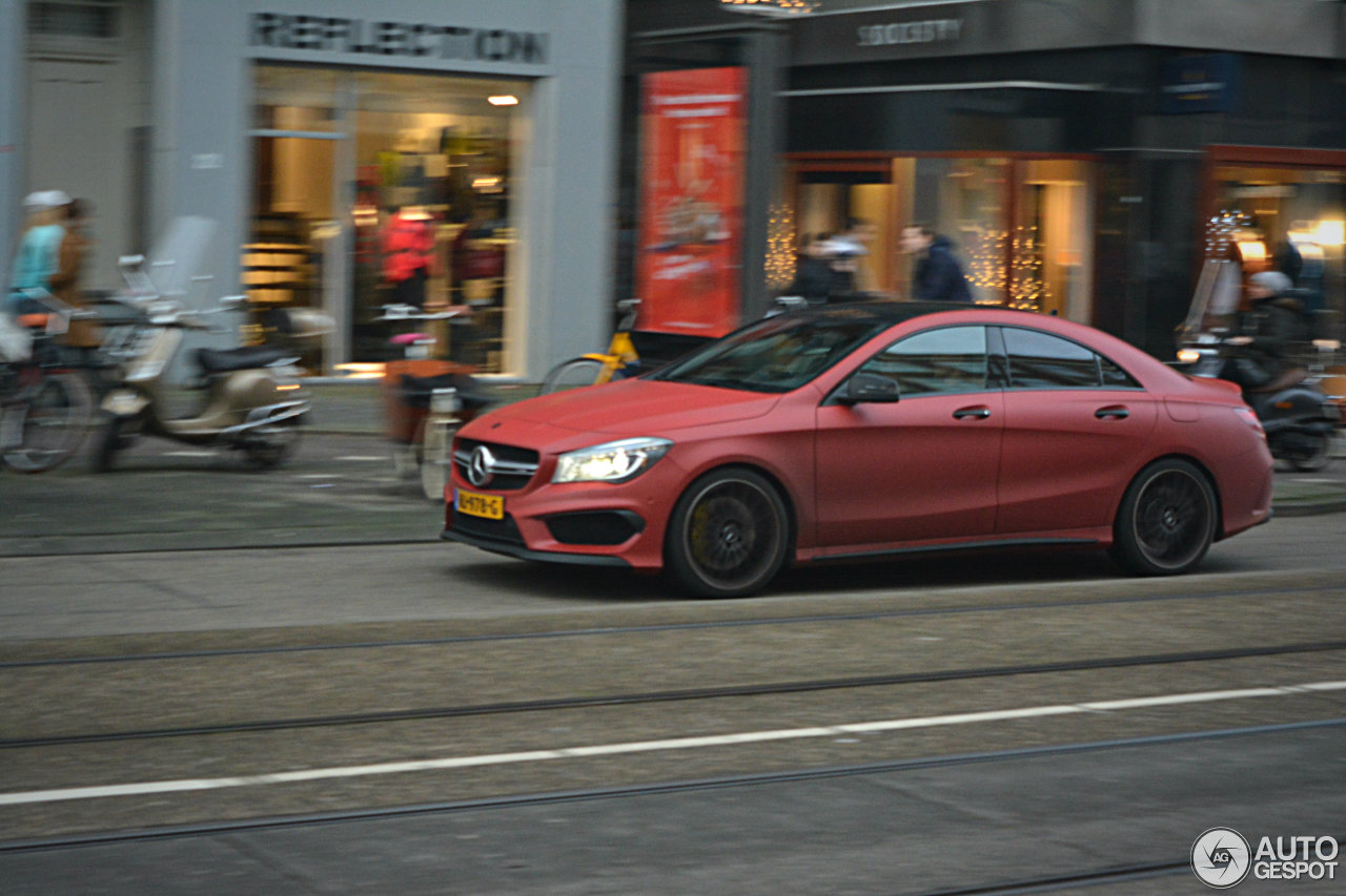 Mercedes-Benz CLA 45 AMG C117