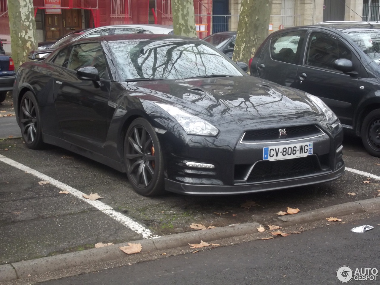 Nissan GT-R 2012