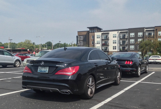 Mercedes-Benz CLA 45 AMG C117