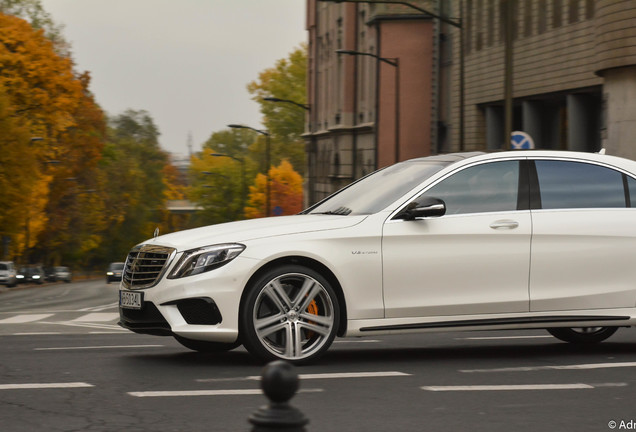 Mercedes-Benz S 63 AMG V222