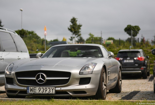 Mercedes-Benz SLS AMG