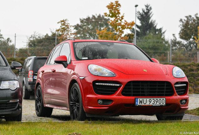 Porsche 958 Cayenne GTS