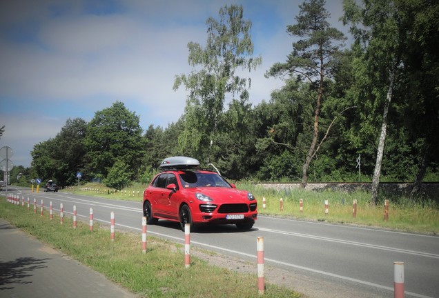 Porsche 958 Cayenne GTS