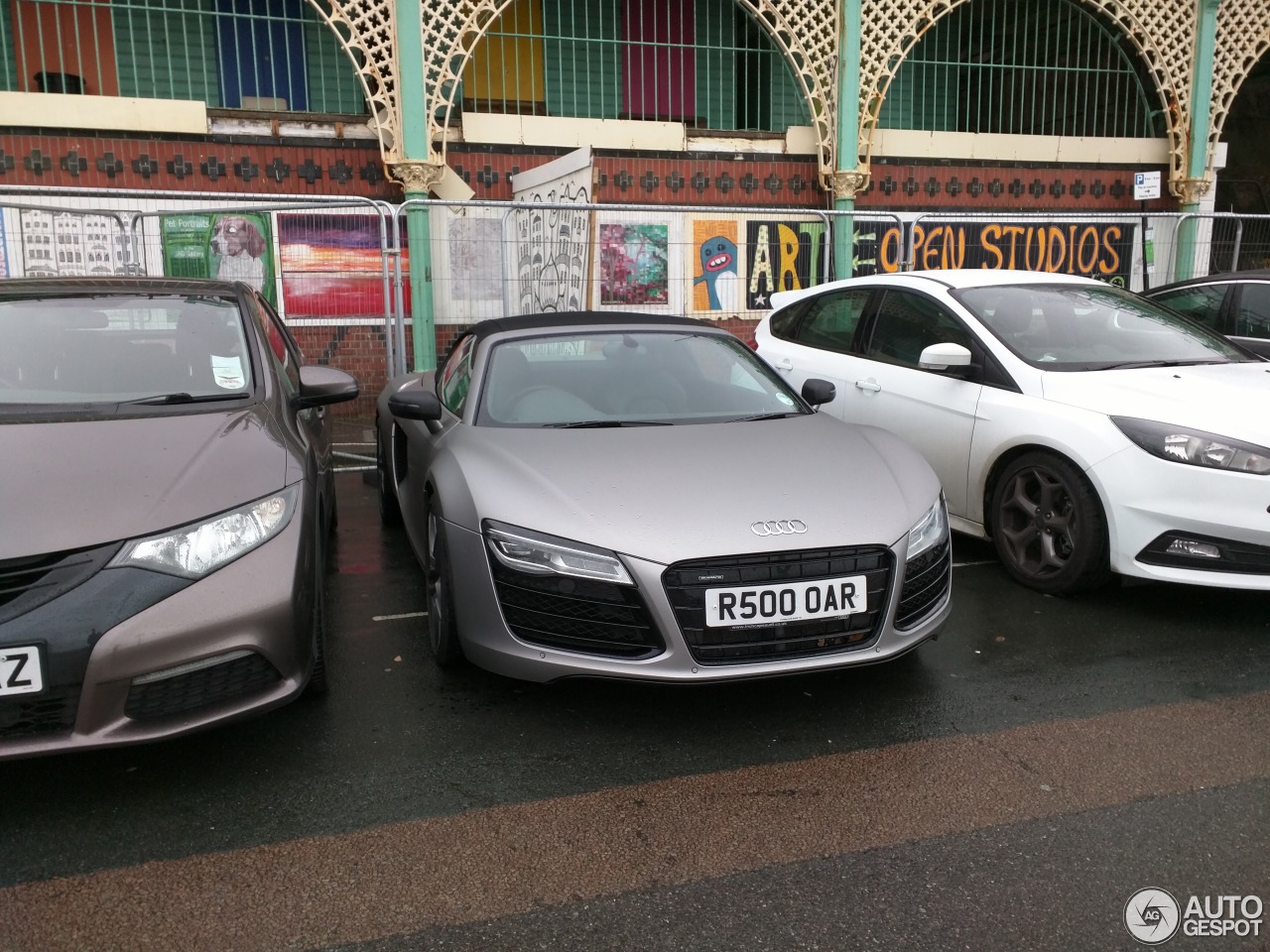 Audi R8 V8 Spyder 2013