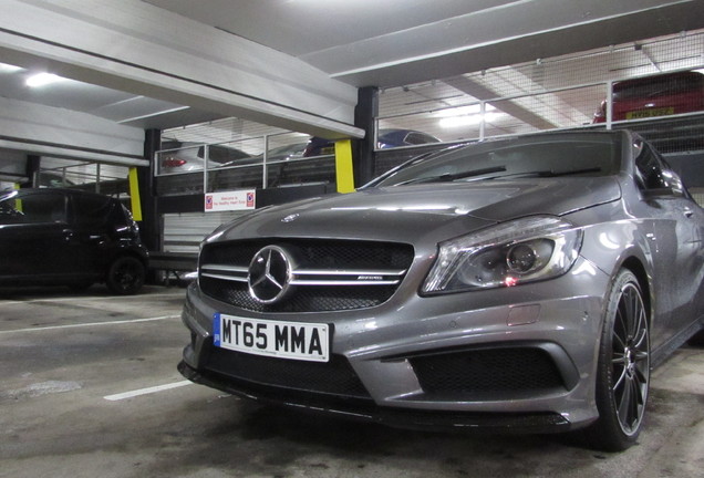 Mercedes-Benz A 45 AMG