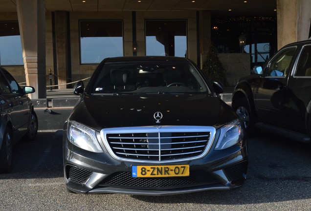 Mercedes-Benz S 63 AMG V222