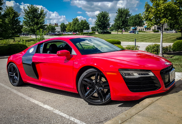 Audi R8 V10 2013