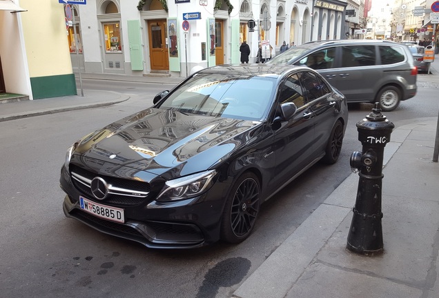 Mercedes-AMG C 63 S W205