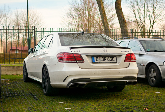 Mercedes-Benz E 63 AMG S W212