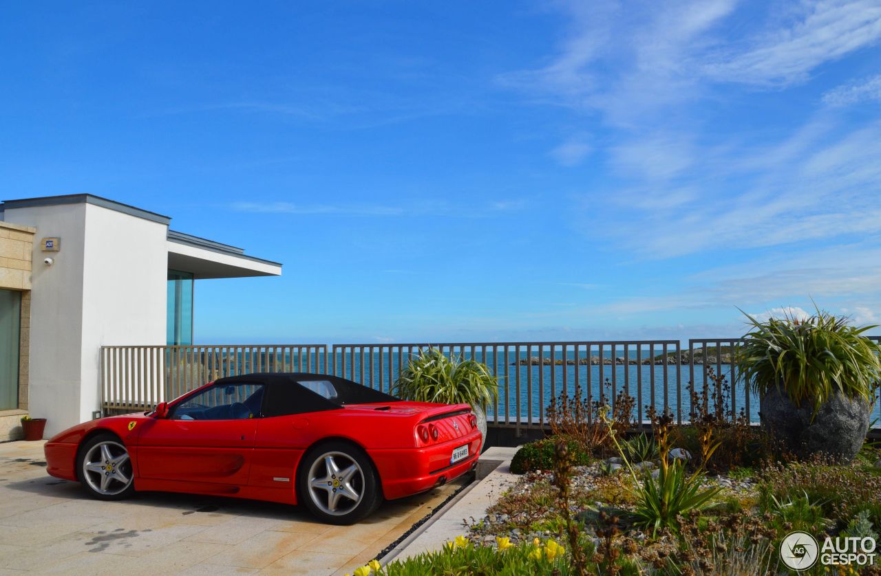 Ferrari F355 Spider