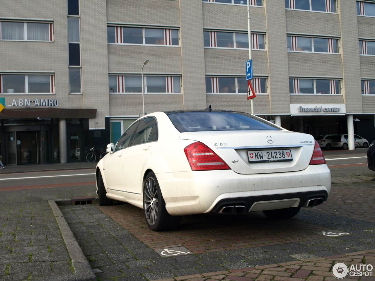 Mercedes-Benz S 63 AMG W221 2011