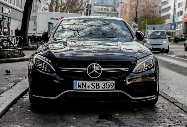 Mercedes-AMG C 63 S W205