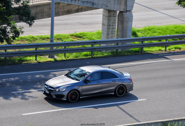 Mercedes-Benz CLA 45 AMG C117