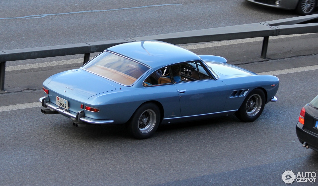 Ferrari 330 GT 2+2 Series II