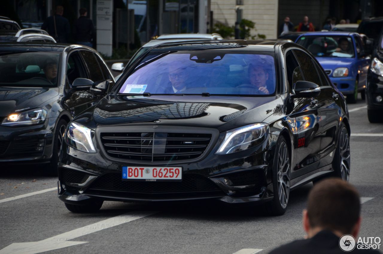 Mercedes-Benz Brabus 900 Rocket