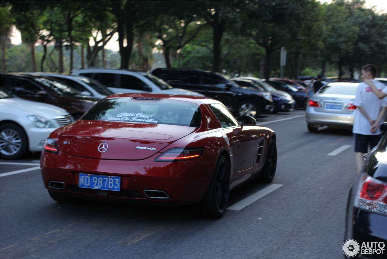 Mercedes-Benz SLS AMG 45th Anniversary China Limited Edition