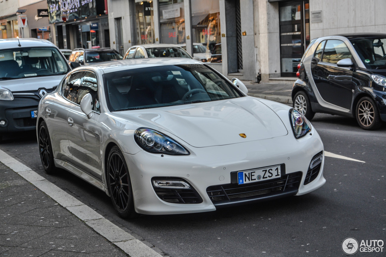 Porsche 970 Panamera GTS MkI