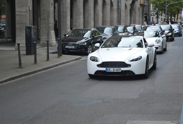 Aston Martin V8 Vantage S