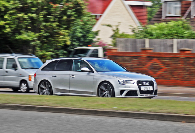 Audi RS4 Avant B8