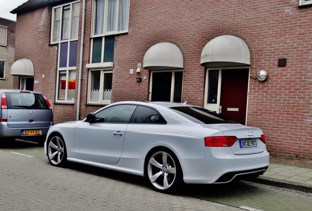 Audi RS5 B8 2012