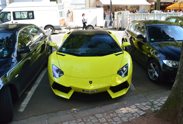 Lamborghini Aventador LP700-4 Roadster